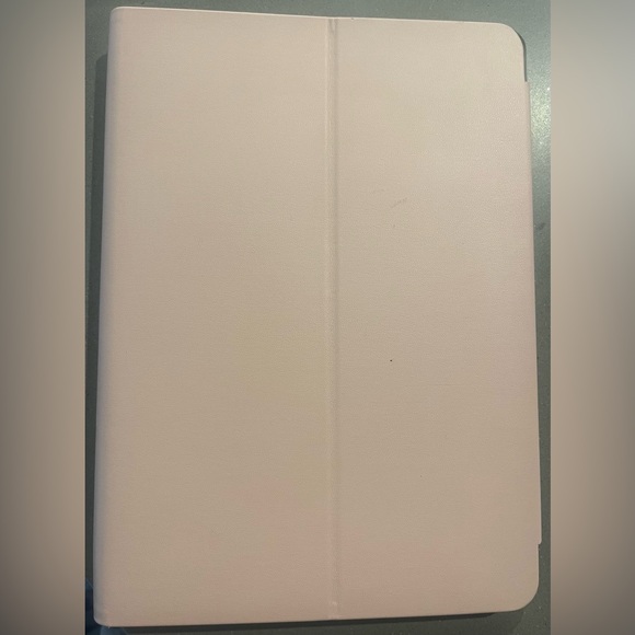 Kate Spade Pink and White Floral IPad Case - Picture 2 of 6